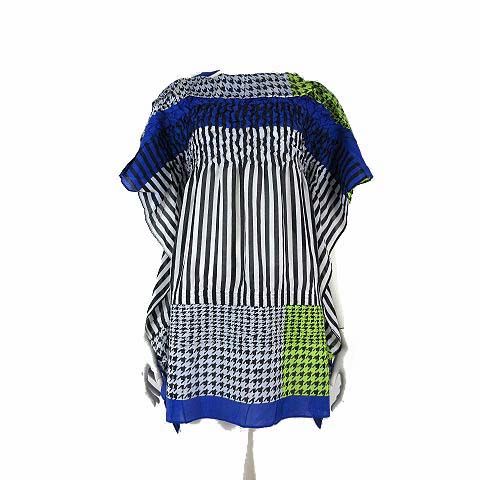 me ISSEY MIYAKE 横プリーツ　フリルノースリーブチュニック me ISSEY MIYAKE 横プリーツ フリルノースリーブチュニック