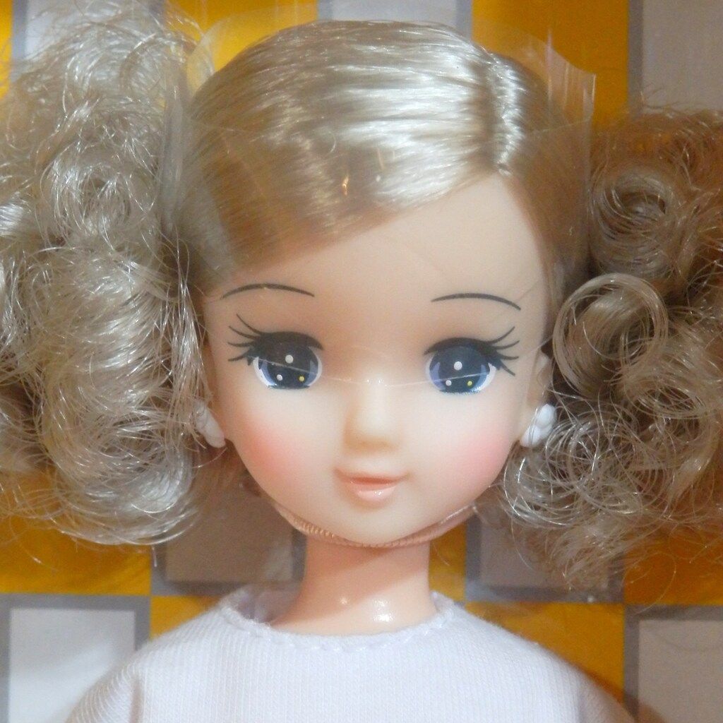 リトルファクトリー リカちゃんキャッスル Sキャッスル -11 いづみちゃん シルバー 12513