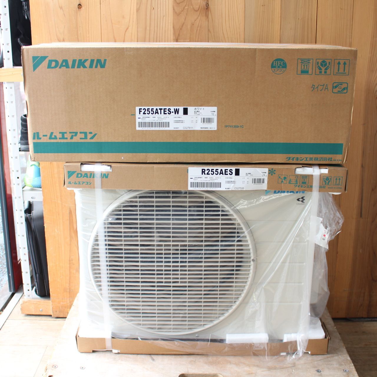 573)【未開封品】DAIKIN ダイキン S255ATES-W (F255ATES-W+R255AES