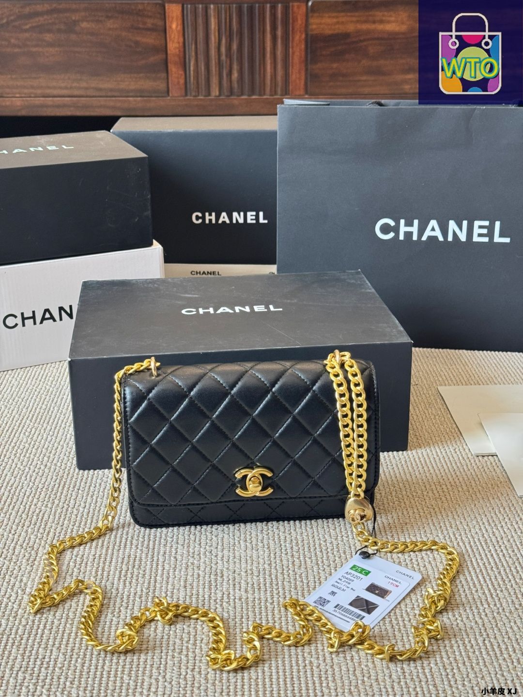 今日特価】Vintage Chanel ラブリング ファンデュボ （Love Lock