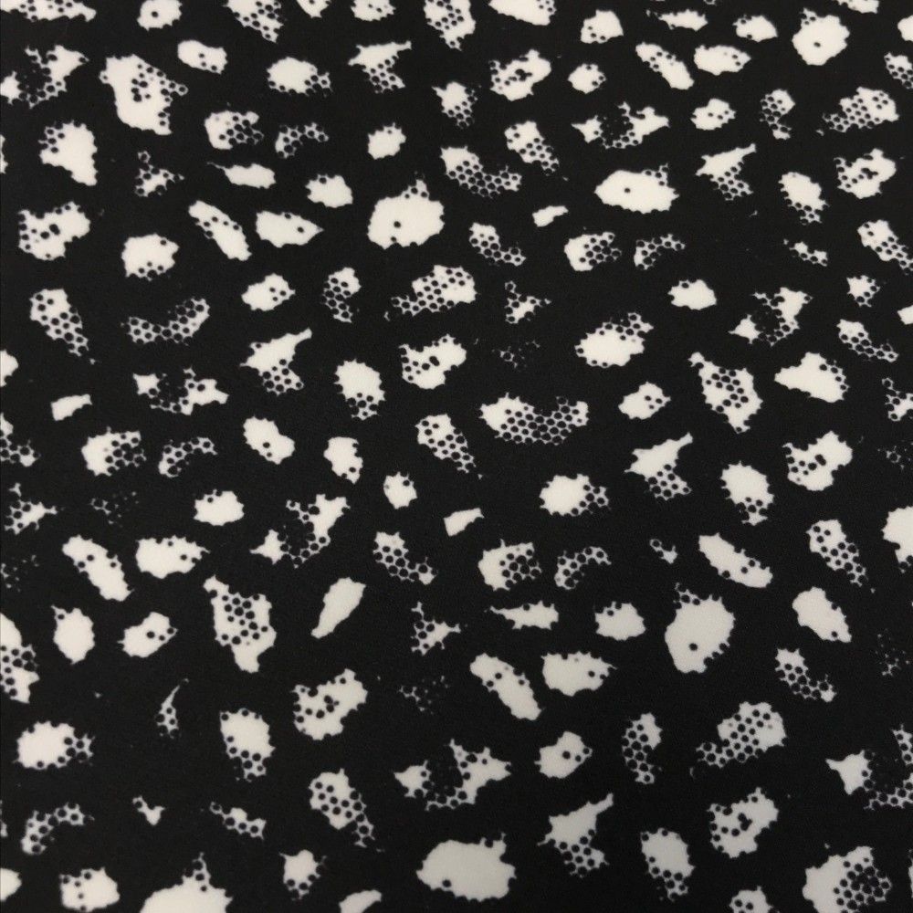 サイズ：36 OAKLEY オークリー 422645JP ロングパンツ スカル刺繍 総柄 ブラック系 [240101455306] ゴルフウェア メンズ ストスト サイズ：36 OAKLEY オークリー 422645JP ロングパンツ スカル