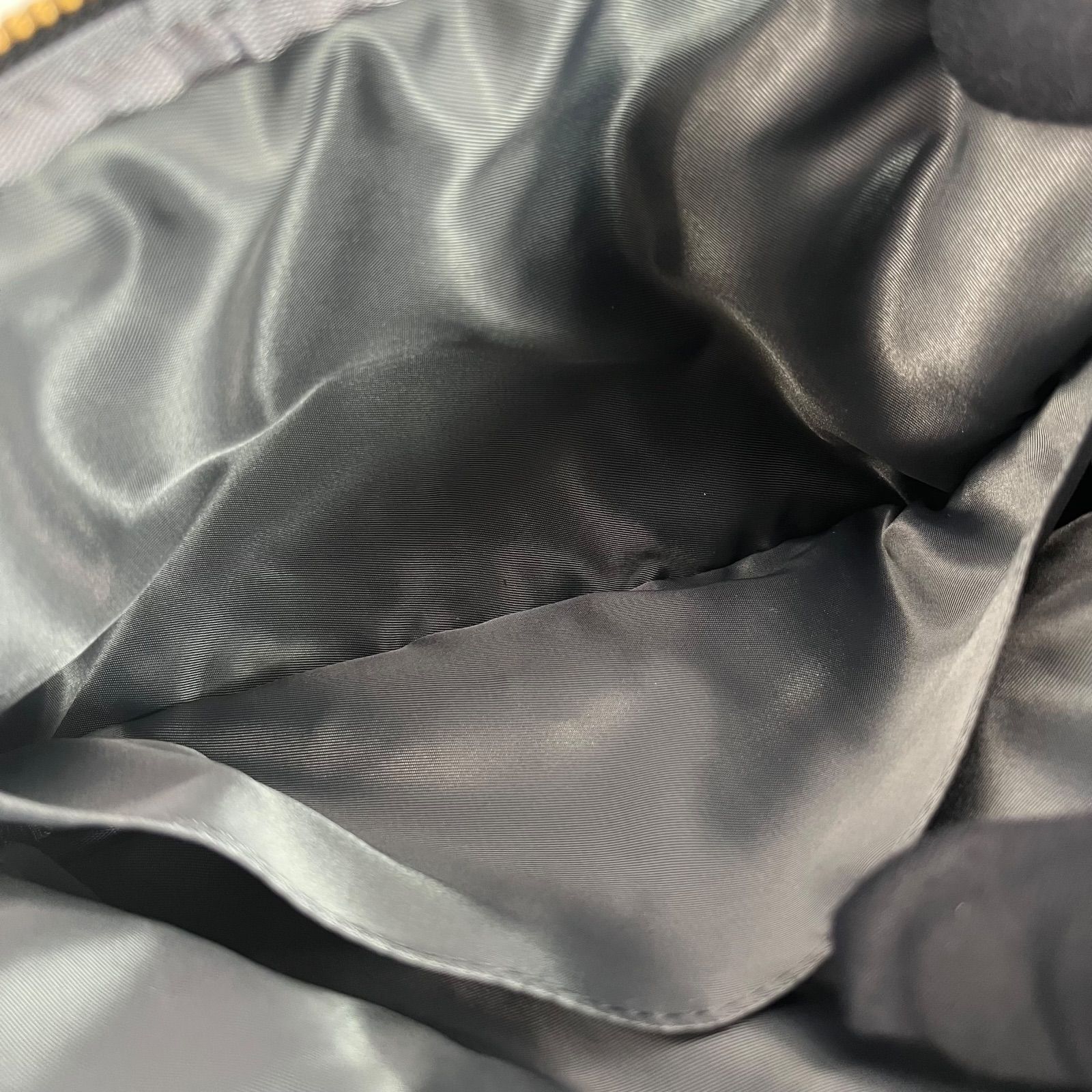 ショルダーバッグ