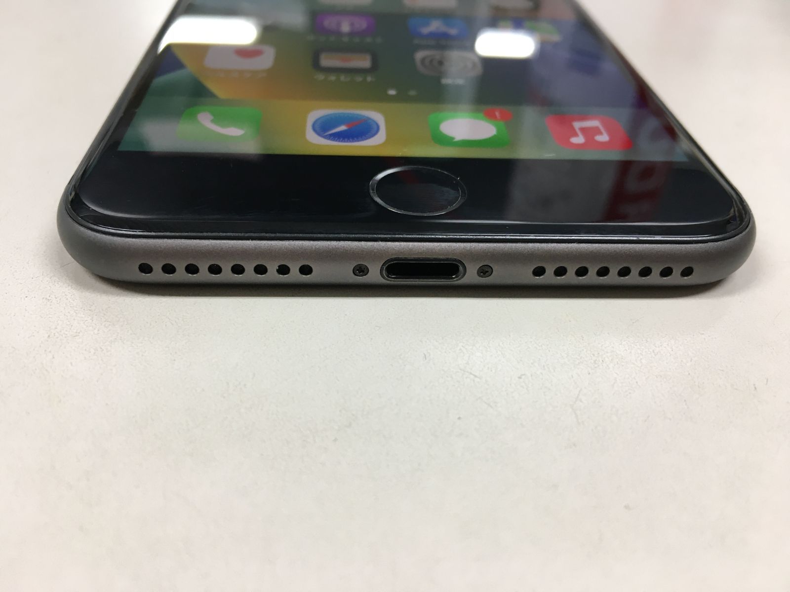 SIMフリー iPhone8 Plus 64GB スペースグレイ 電池100％ iPhone8plus