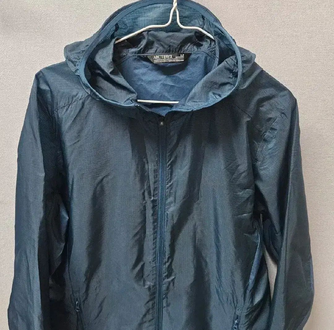 ARC TERYX アークテリクス インセンド SL フーディー パーカー S