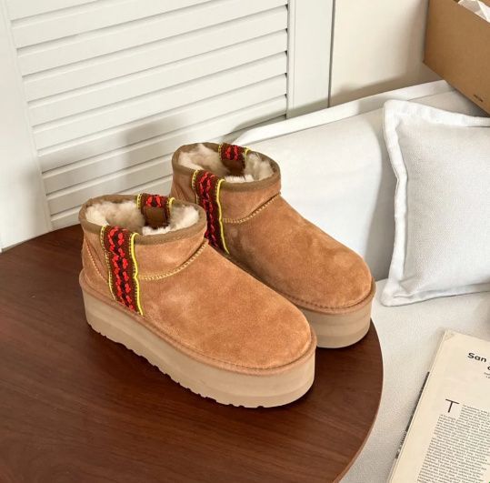 UGG アグ ブーツ レディース 箱付 - メルカリ