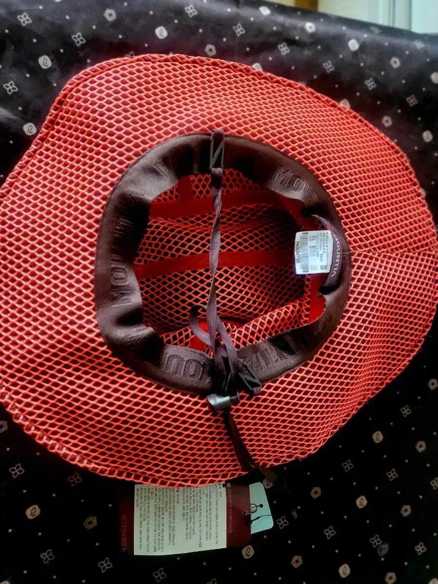 ハイキングハット