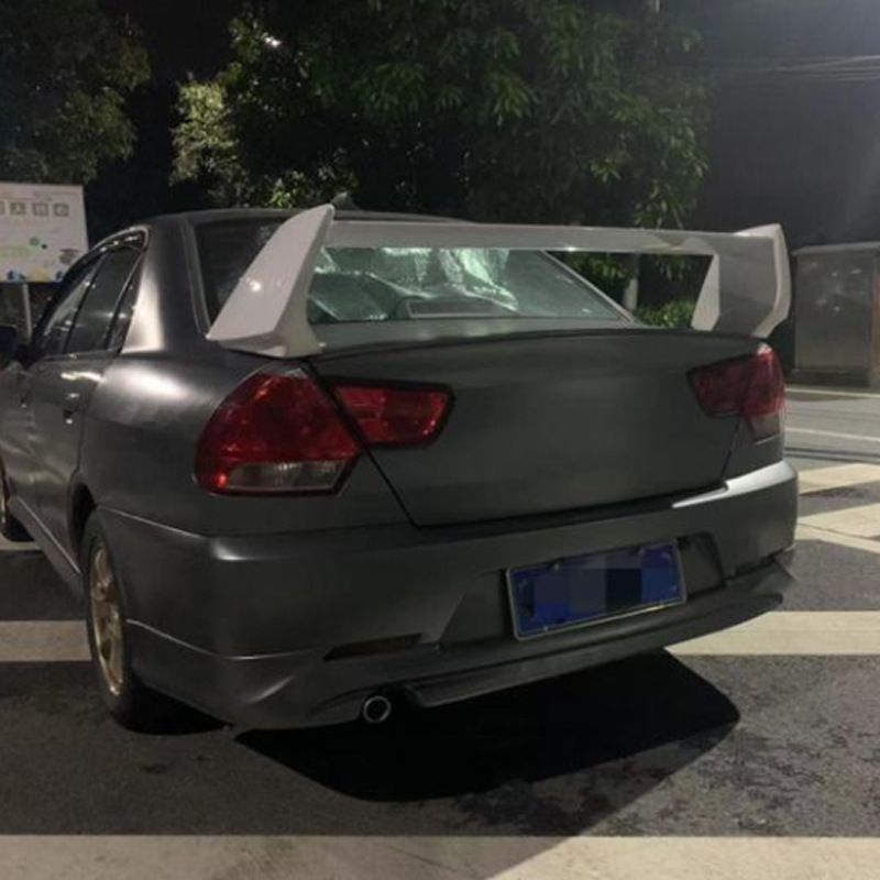 三菱ランサー対応 三段式リアウイング スポイラー ABS製 カスタムパーツ エアロ ドレスアップ 汎用 MITSUBISHI グロスブラック 未塗装可