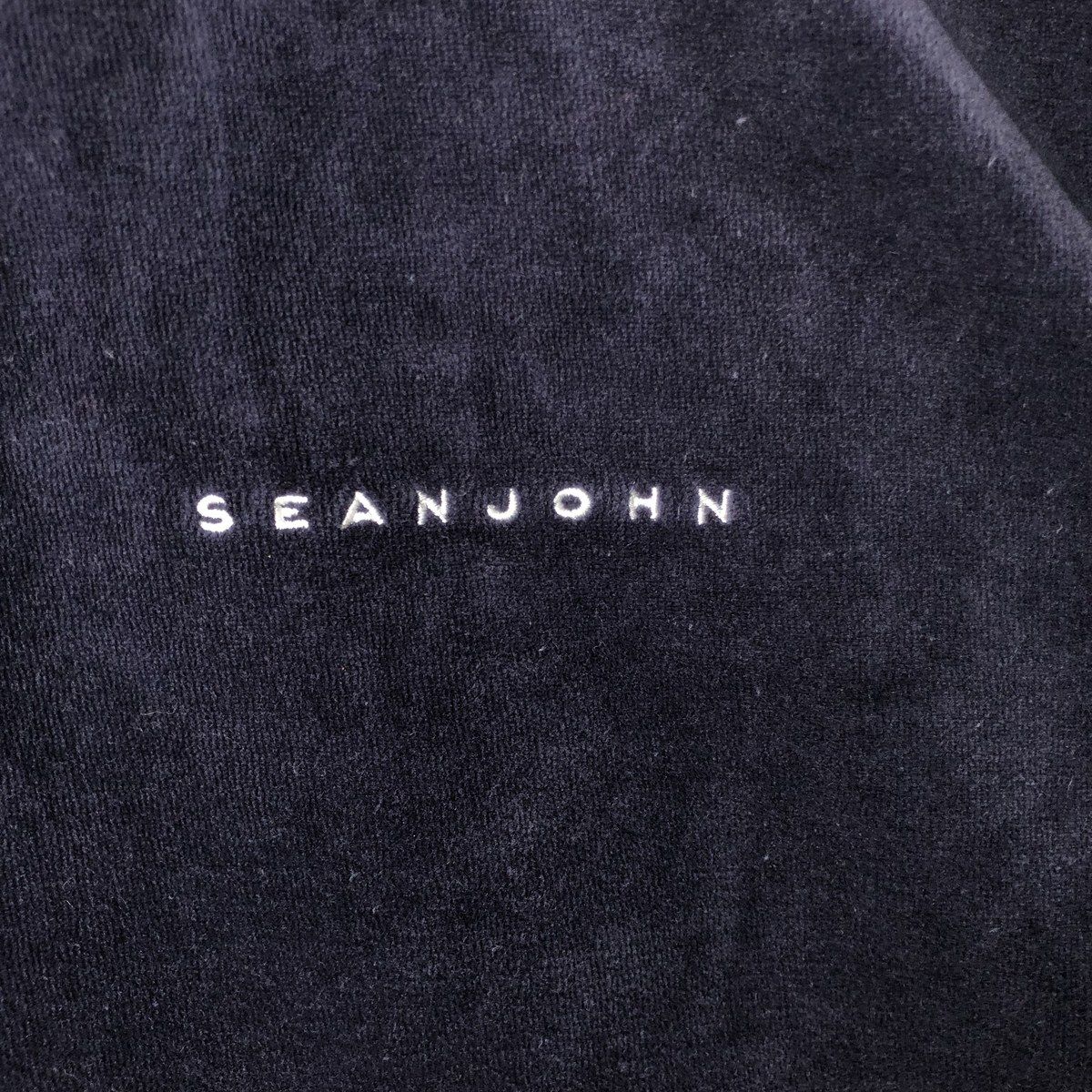 トラックジャケット