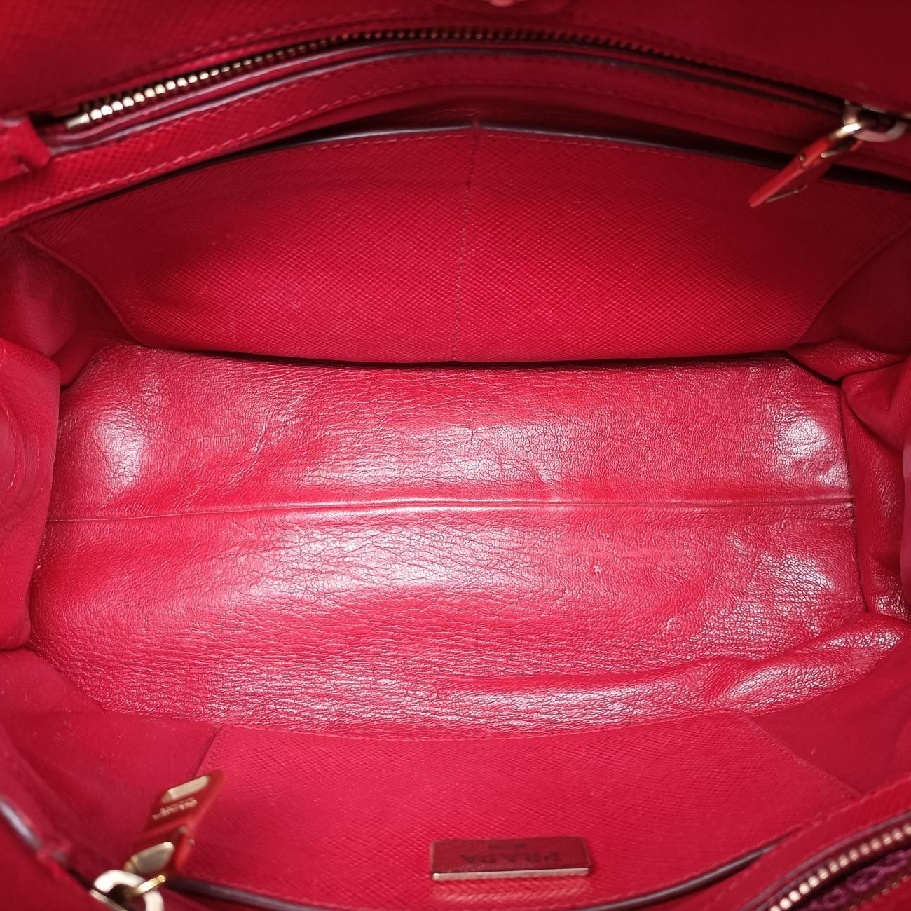 プラダPradaクイルフレーム フオコ