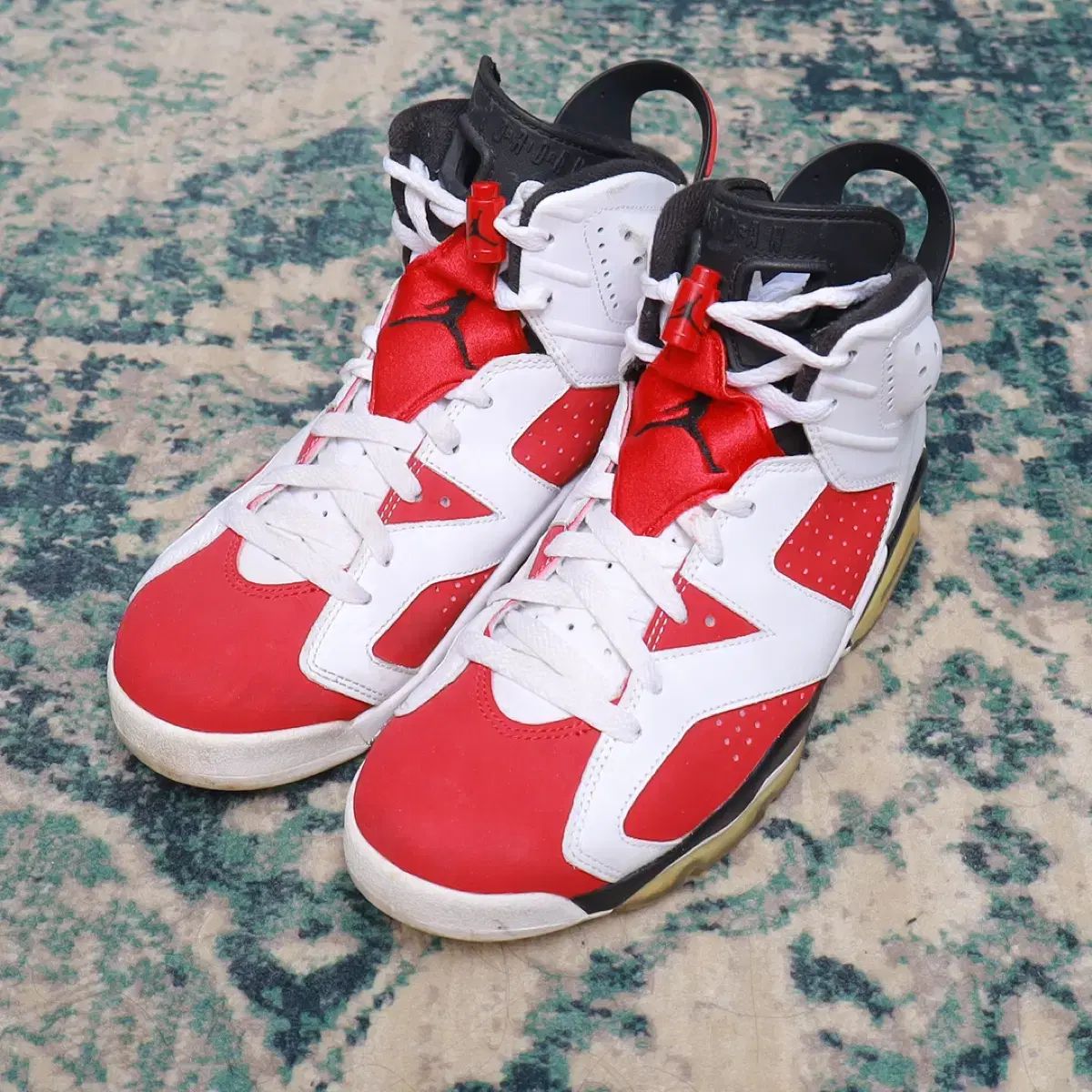 Jordan ジョーダン 6 OG レトロ カーマイン 255 - メルカリ Jordan ジョーダン 6 OG レトロ カーマイン 255 - メルカリ