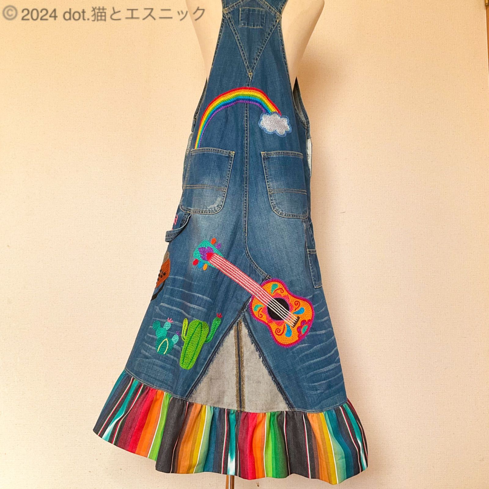 いつも心に音楽を】刺繍 デニム オーバーオール リメイク