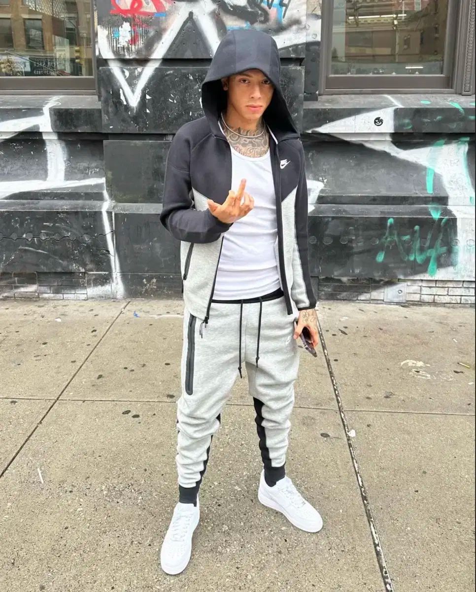 S ナイキ テックフリース BLACK NIKE テックフリース 黒 ナイキ テック