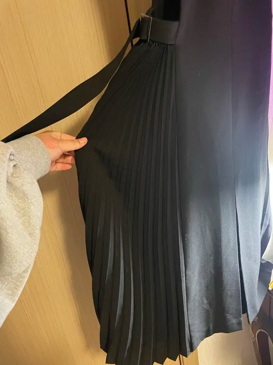 スリット ワンピース