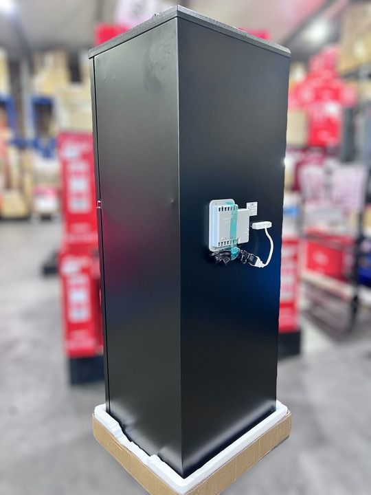 保管庫 防湿ケース