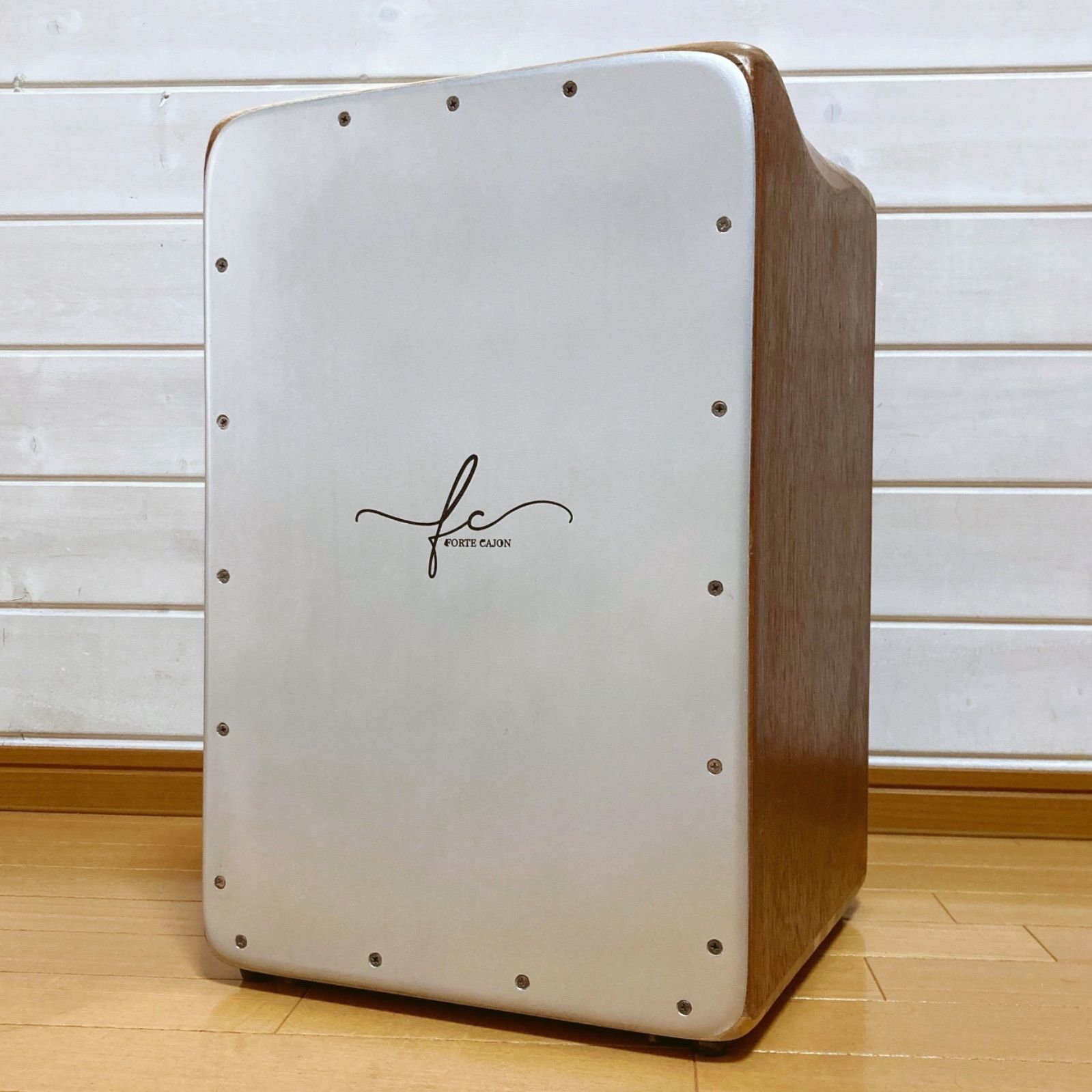 土日限定値下げ！カホン(cajon)std-109 特典シェーカー付き - メルカリ