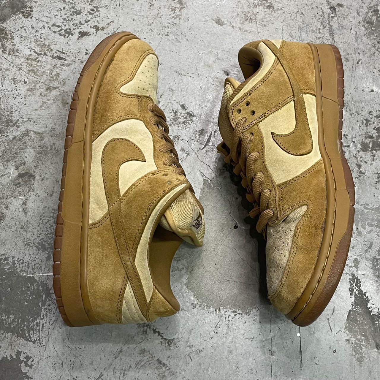 2002年製 NIKE SB Dunk Low Reese Forbes Wheat リース フォーブス