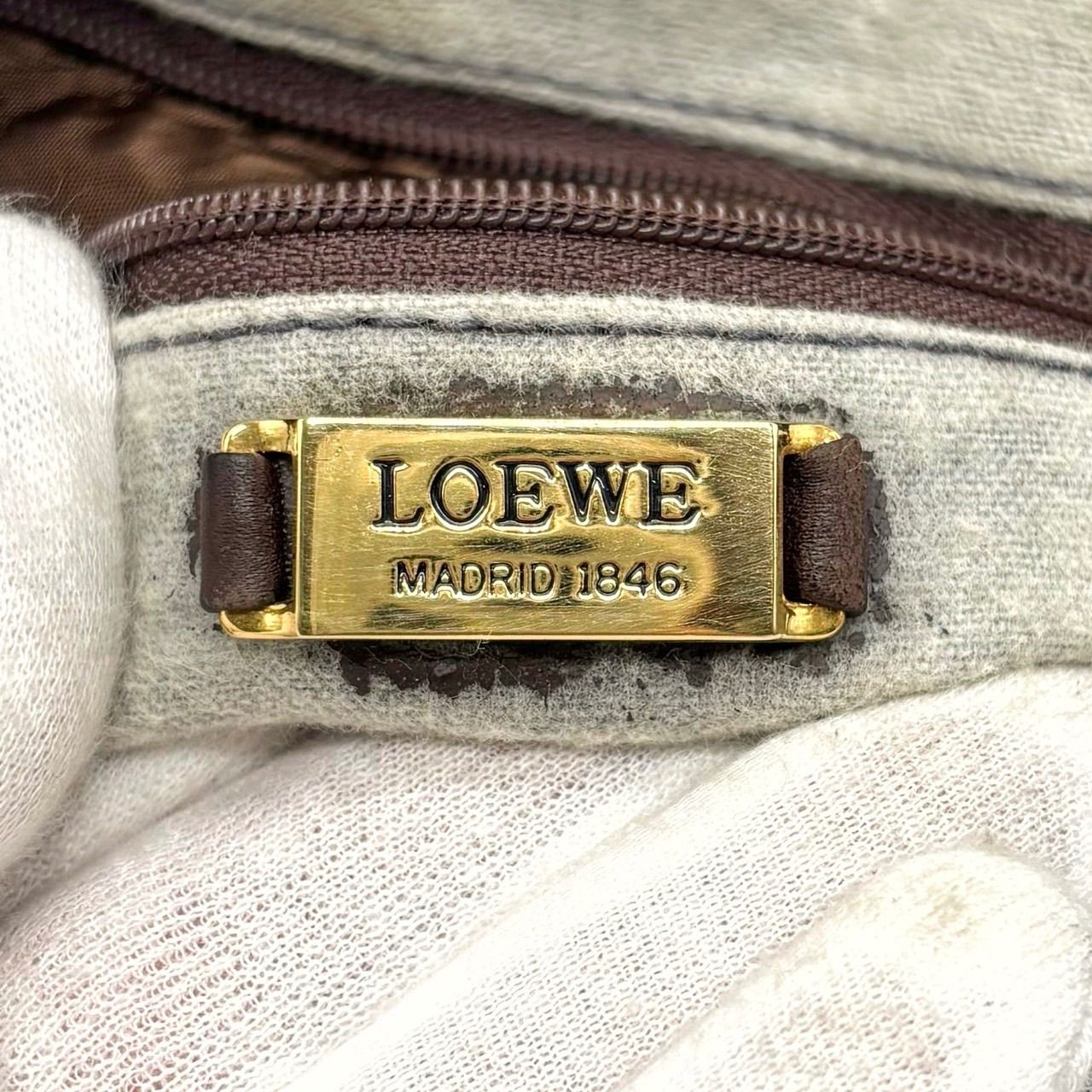 ✨良品✨ LOEWE ロエベ ポシェット ショルダーバッグ 小物入れ