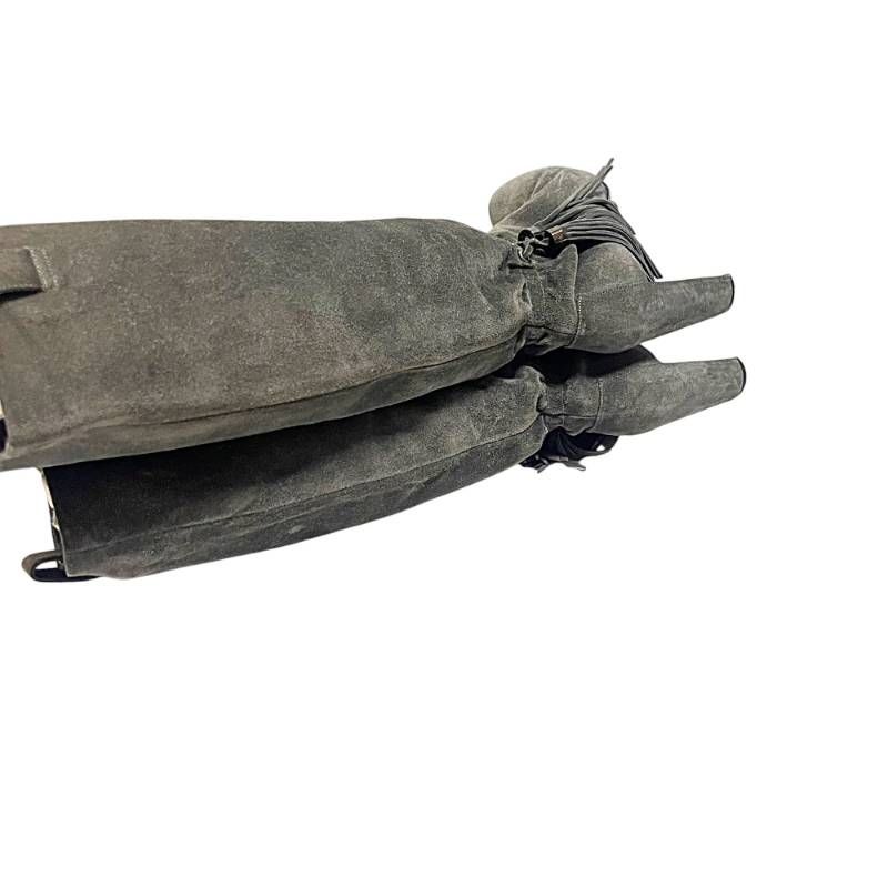 グレー フリンジ