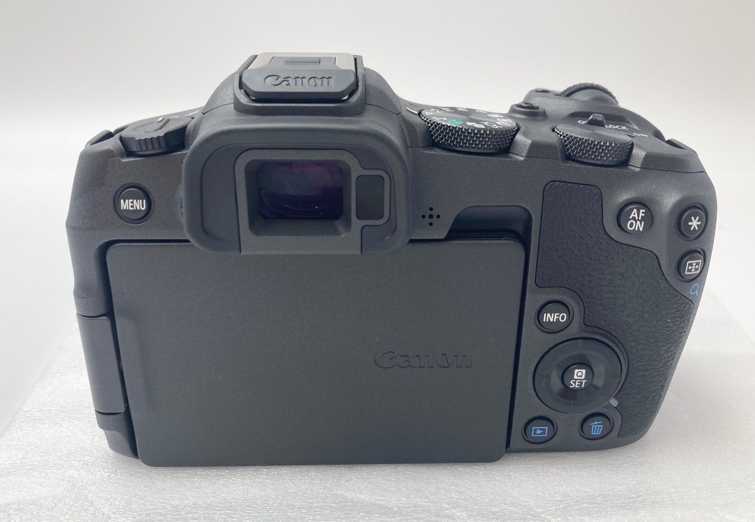 美品286ショット】Canon eos R8 ボディ 本体 EOS R8・ボディー：通販