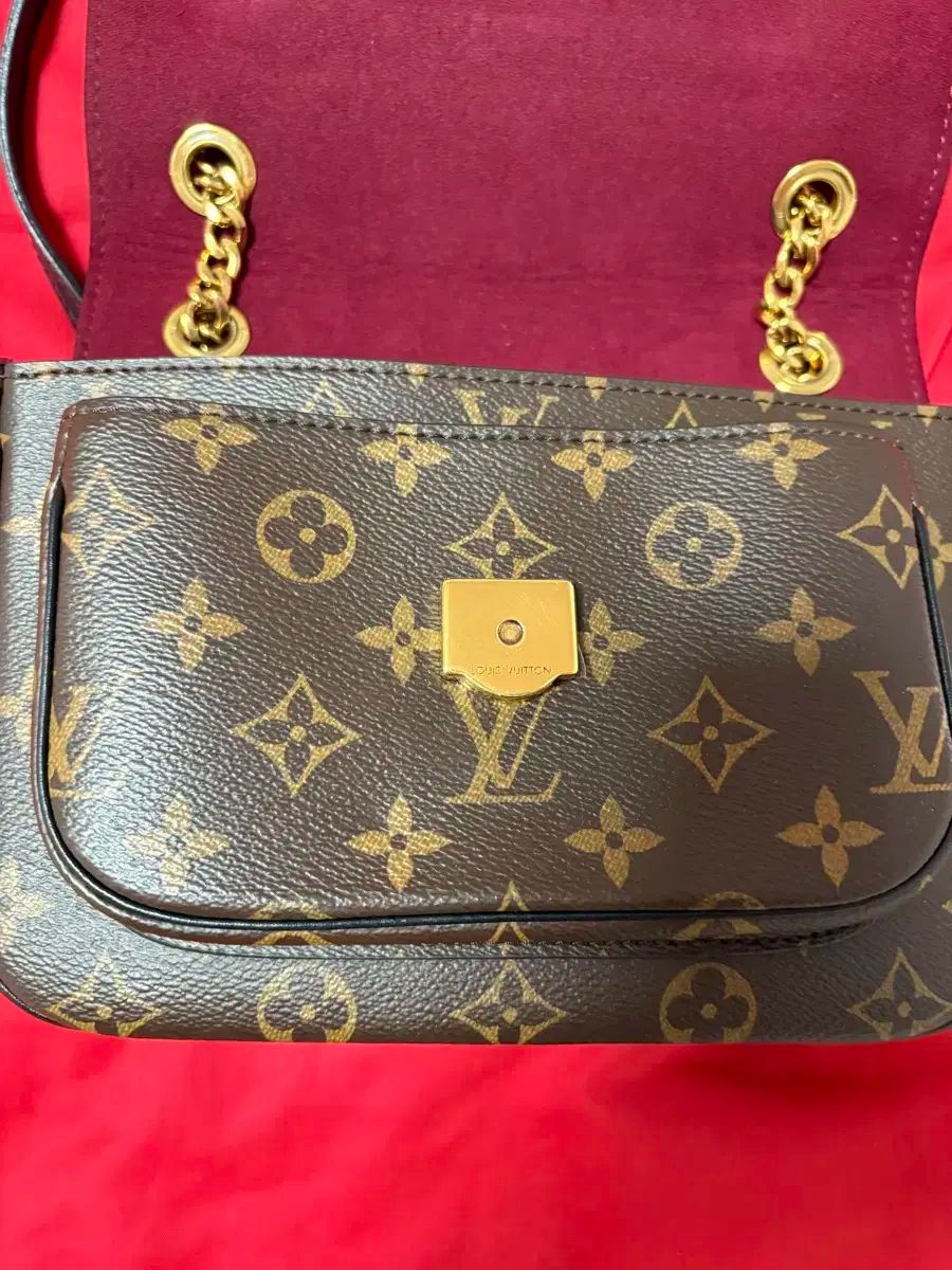 Vuitton ルイヴィトン