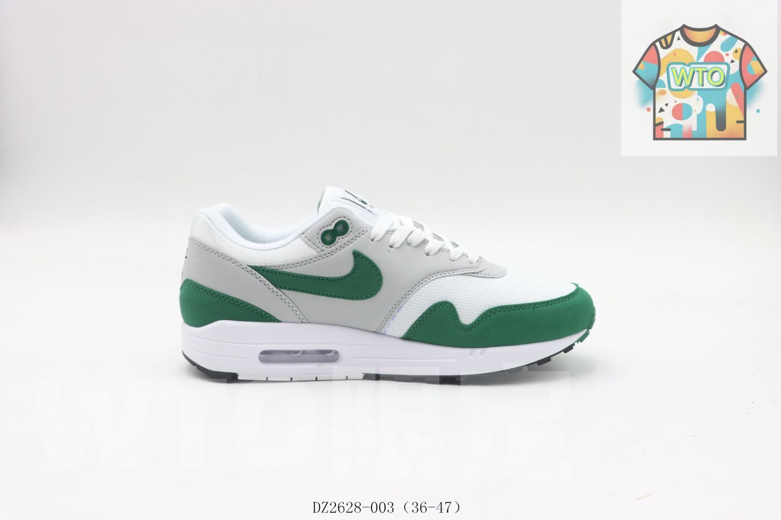 今日 ナイキ ランニングシューズ 白グレーグリーン DZ2628 - 003-WTO輸入2