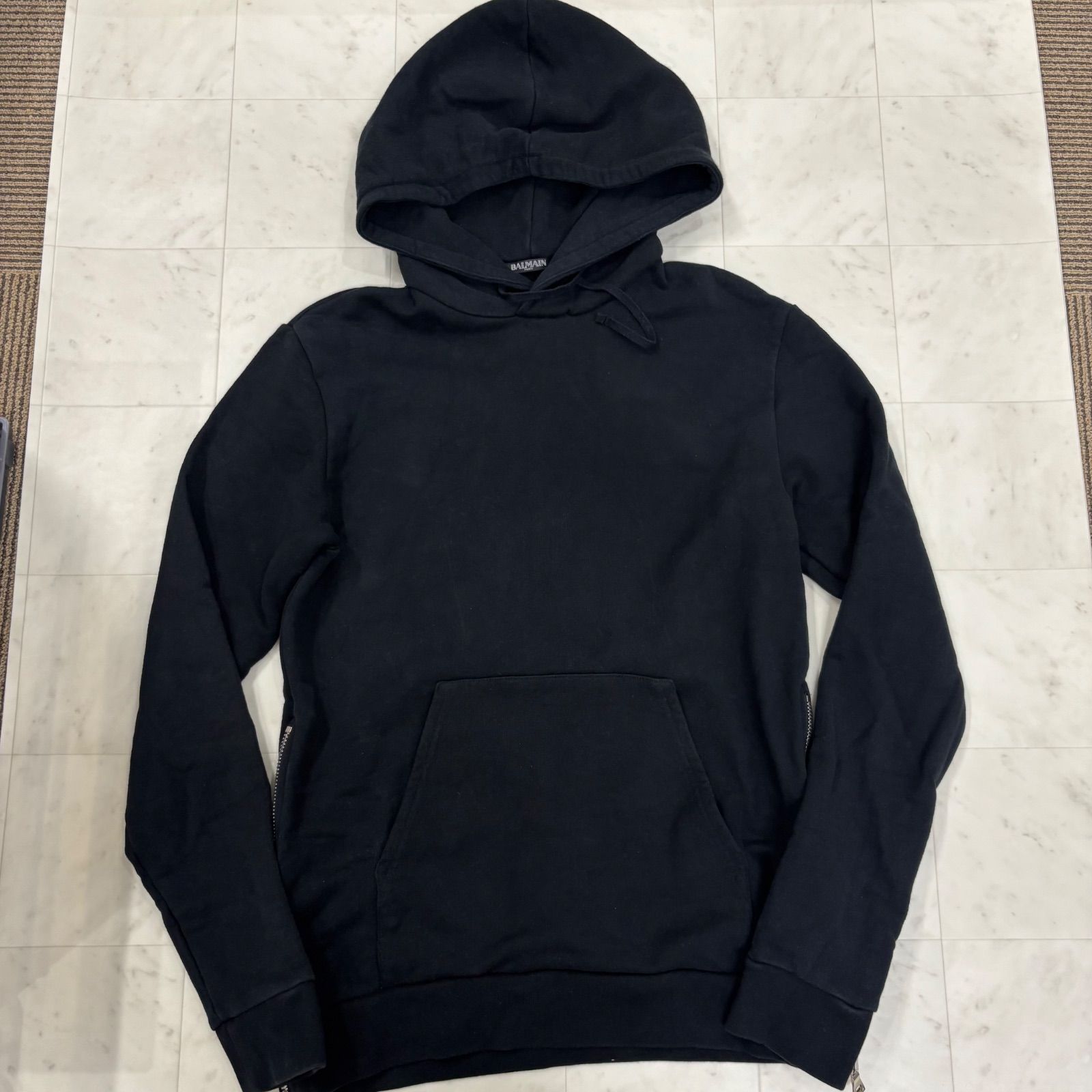 まで限定 ◎ BALMAIN バルマン パーカー サイドジップ ブラックサイズM S イタリア製