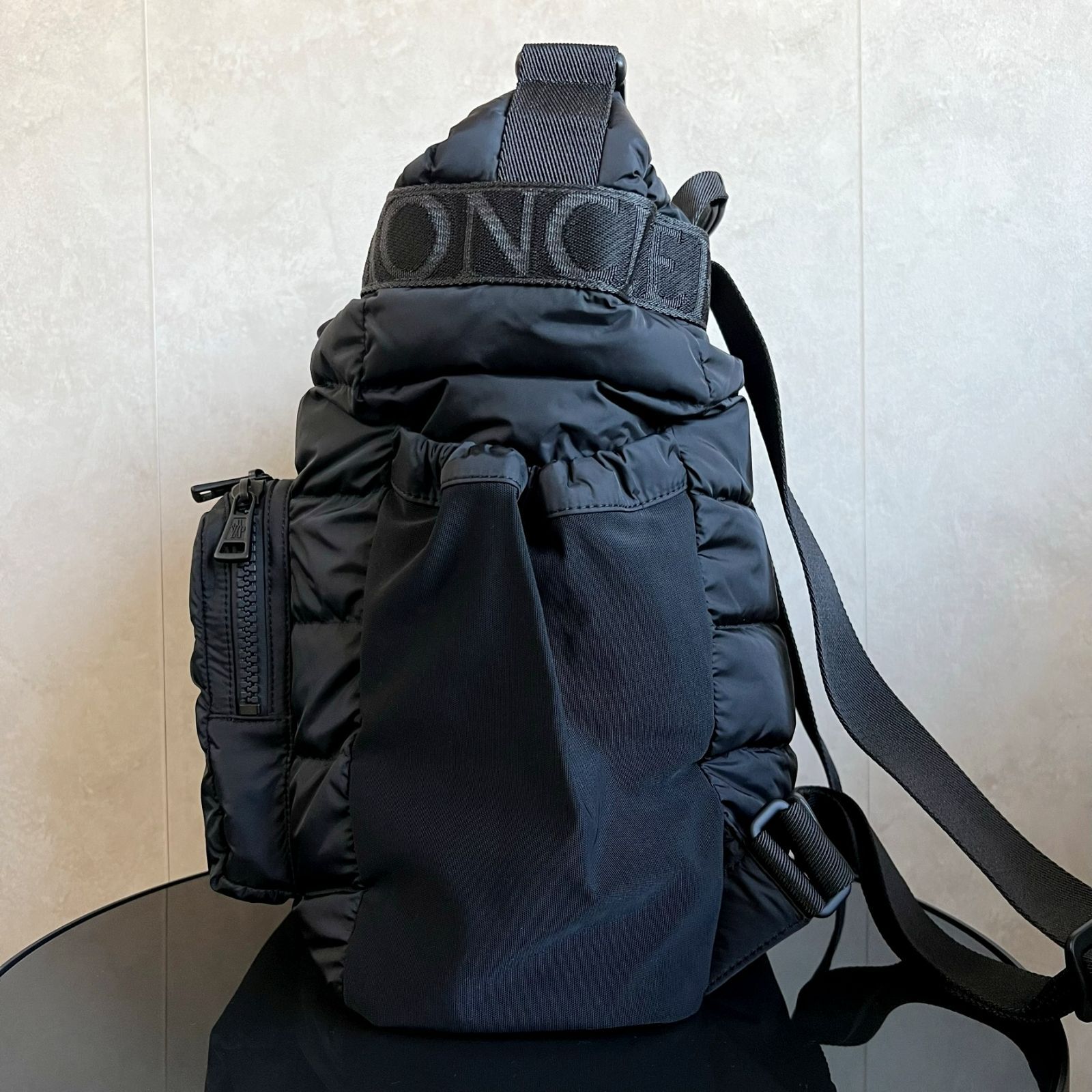 新品未使用タグ付き】 モンクレール バックパック