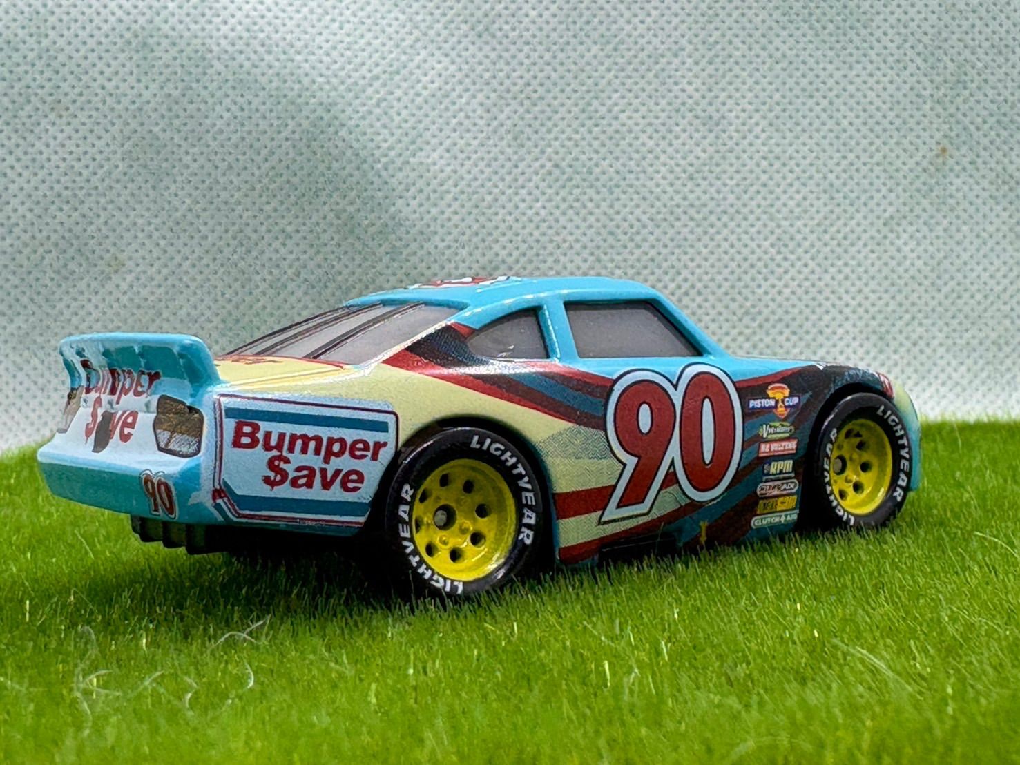【900円引】　専用出品　カーズ ミニカー 新品】カーズ ミニカー NO90番ピストンカップレーサー 仕様 - メルカリ