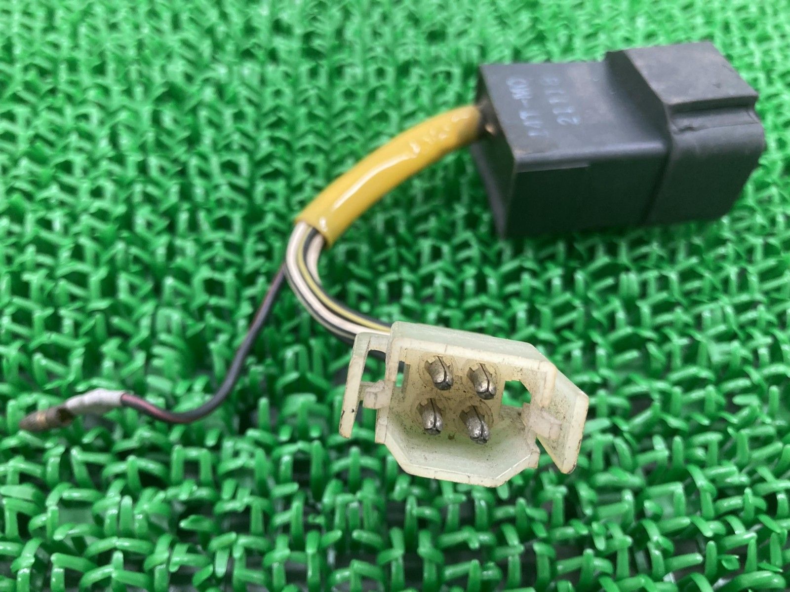 サリアン50 イグナイター ヤマハ 純正 中古 バイク 部品 CDI スパーク