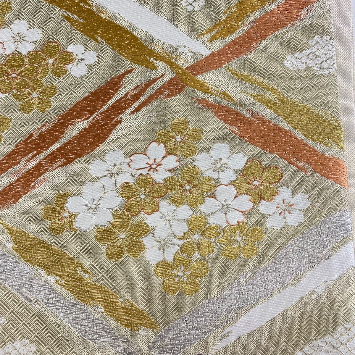 袋帯 名品 桜 菱 金銀糸 金色 六通 正絹 【中古】 - メルカリ