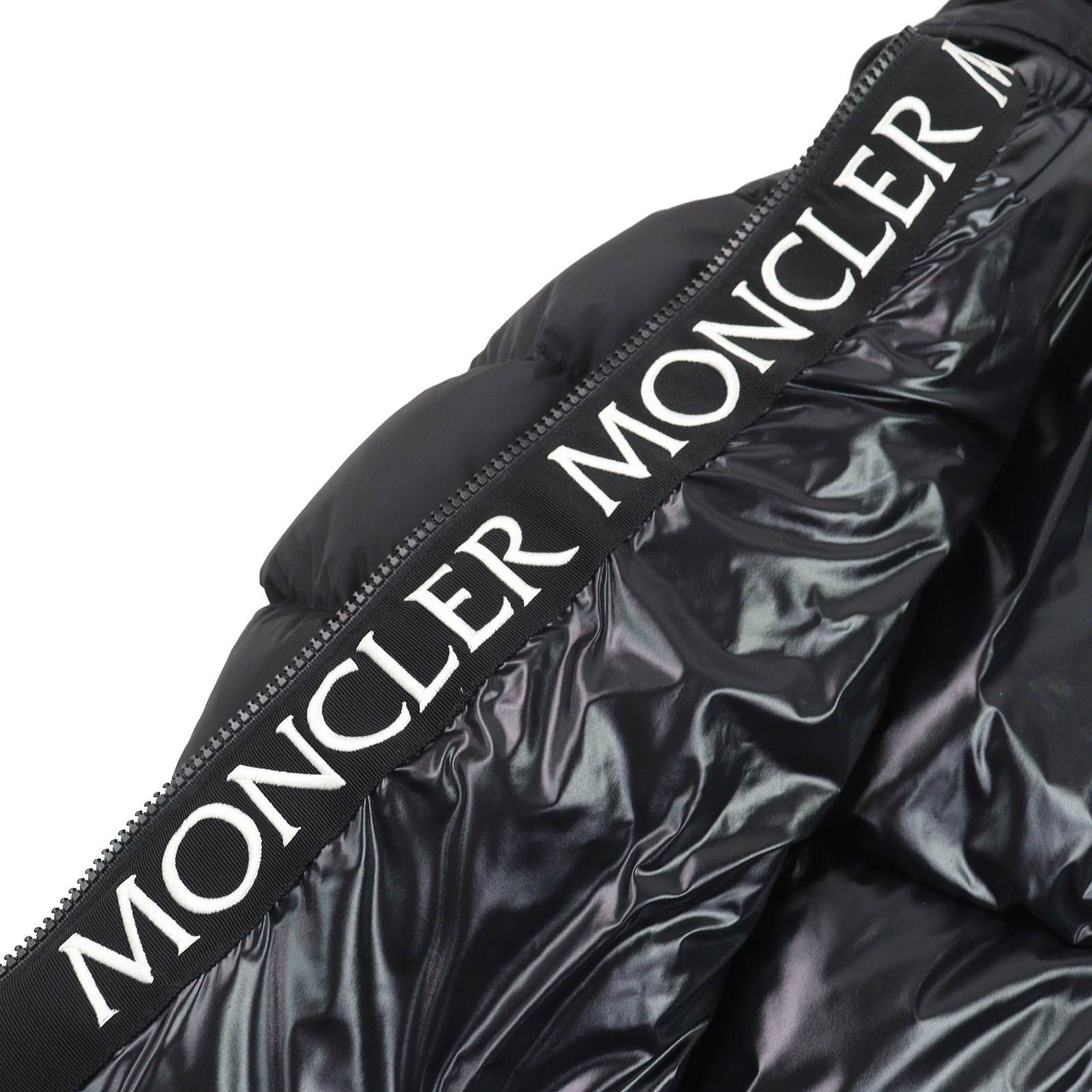 美品△MONCLER モンクレール 21-22AW MONTCLA モンクラ ロゴ刺繍 ロゴ