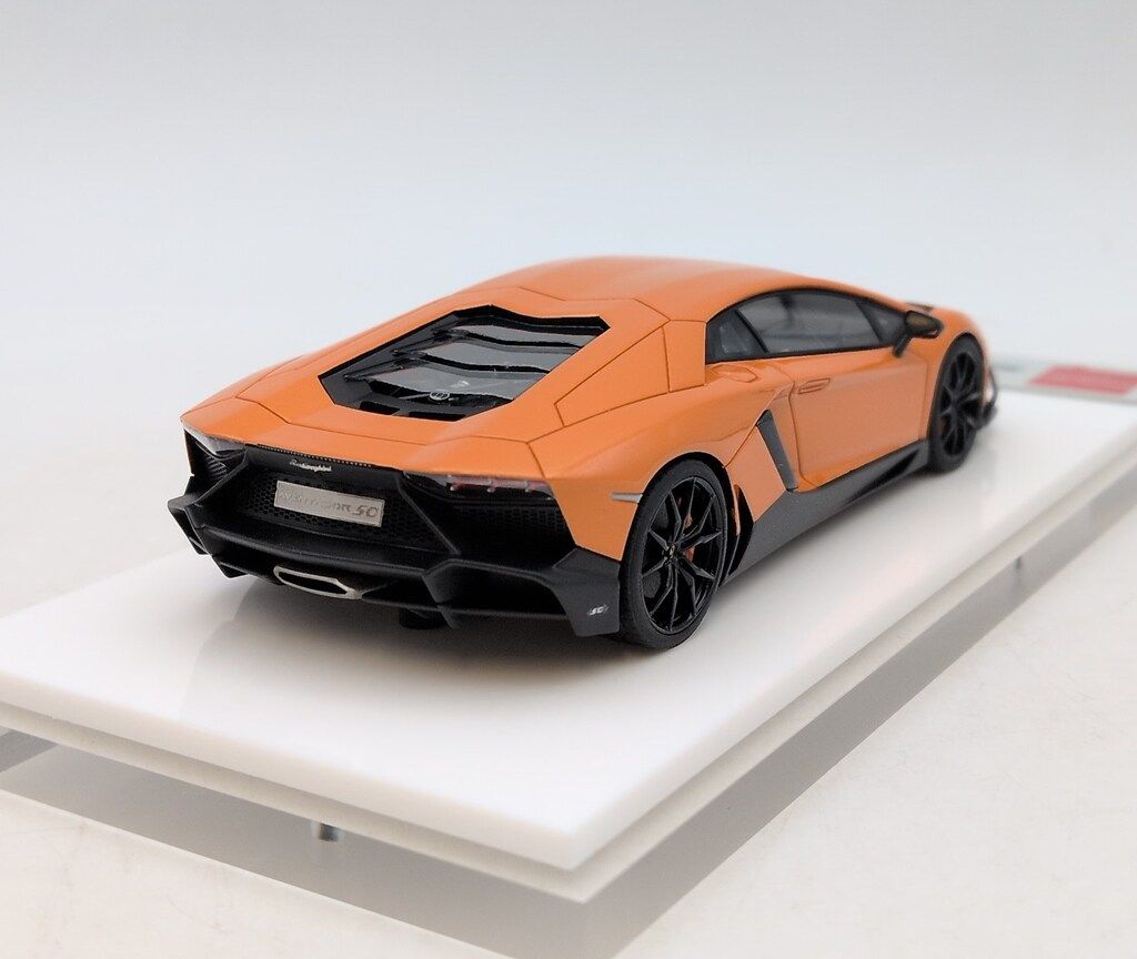 掛け軸　大正池　尺五　三枚裏　作者：米重忠夫　木箱付き 掛け軸 大正池 尺五 三枚裏 作者 米重忠夫 木 きやや傷や汚れ