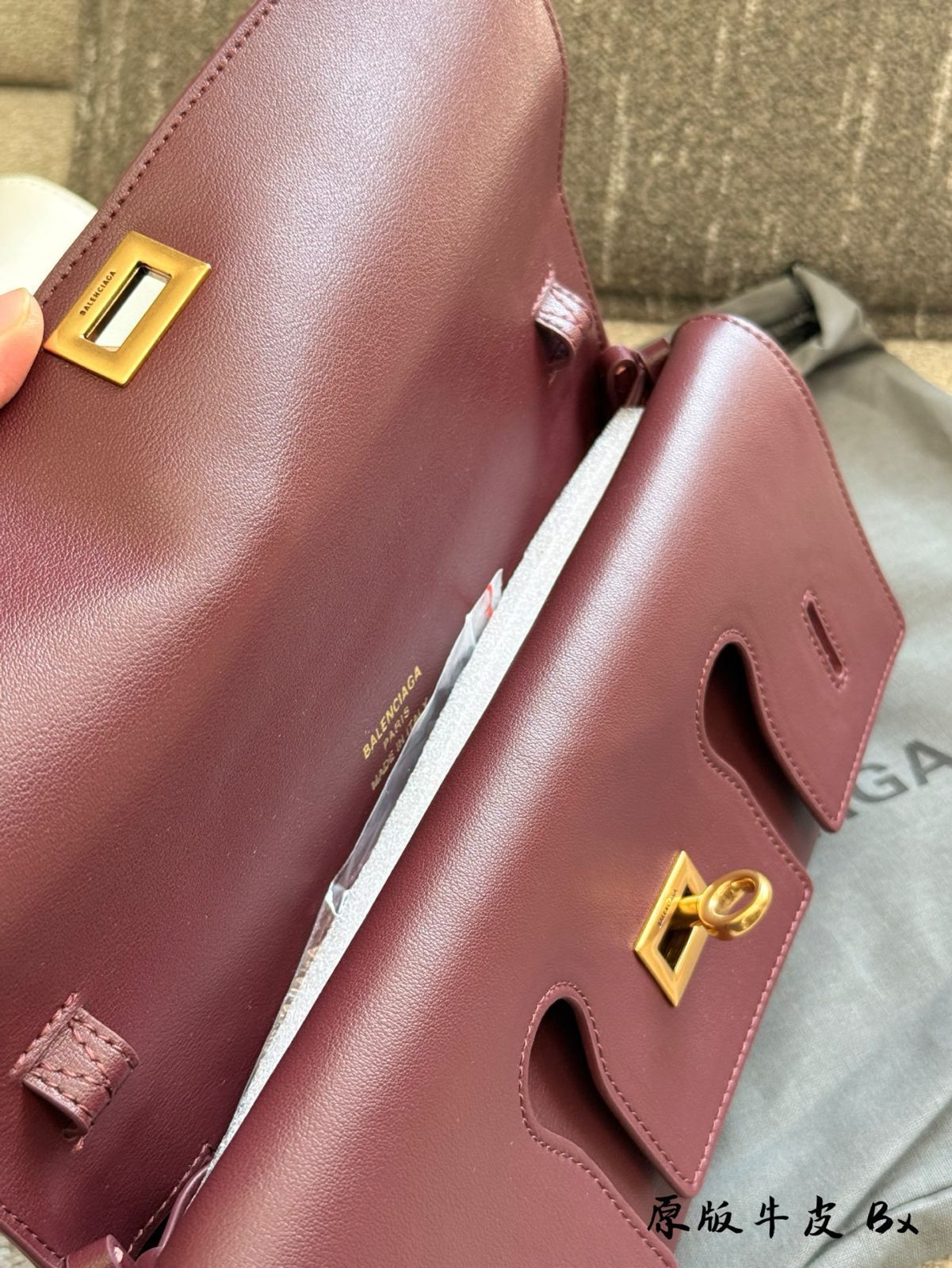 今日特価】Balenciaga 2025 SS Clutch Underarm Bag