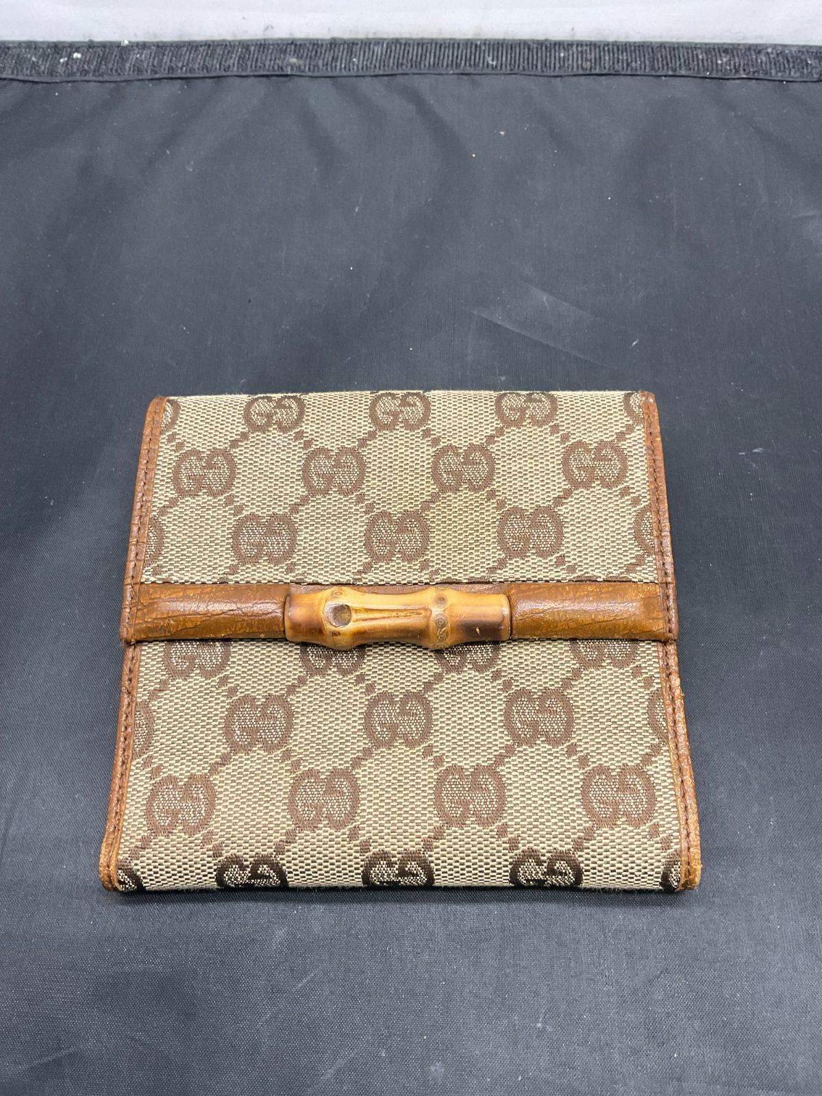 グッチ 財布 B25050336