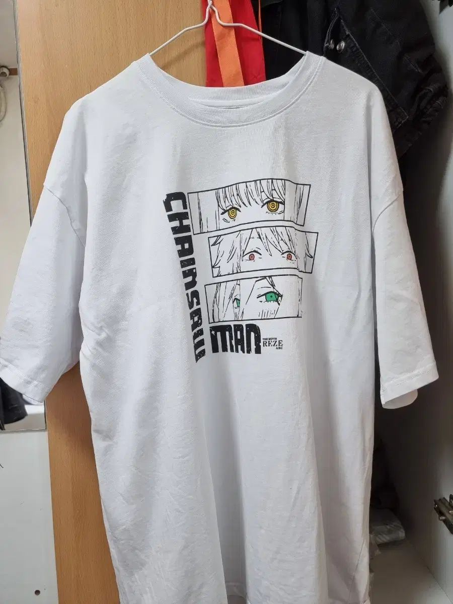 チェンソーマン レゼ編 ポップアップ ストア Tシャツ