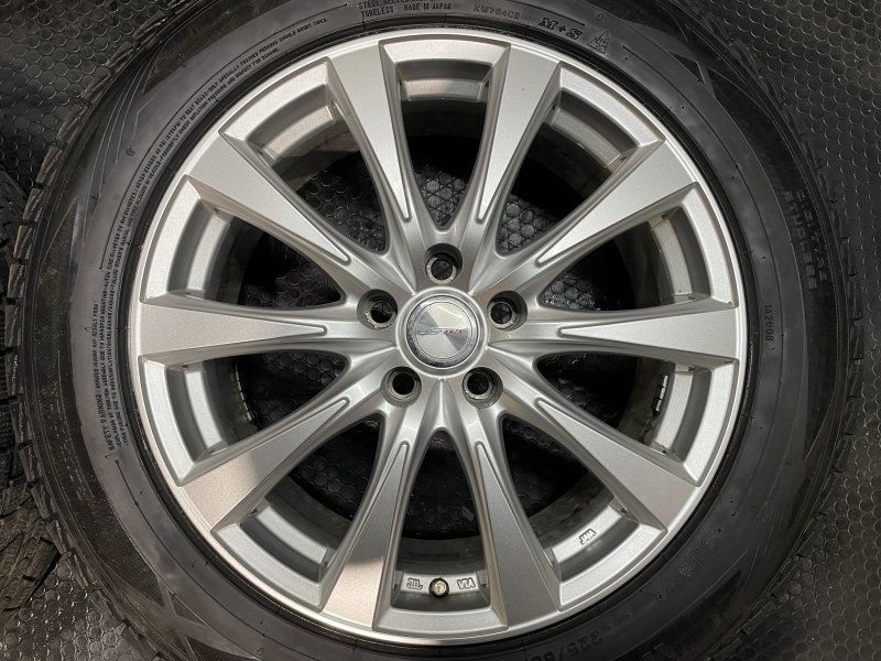 5月までAudi純正ホイール18インチ、ピレリ255/60r18 スタッドレス 5月までAudi純正ホイール18インチ、ピレリ255/60r18