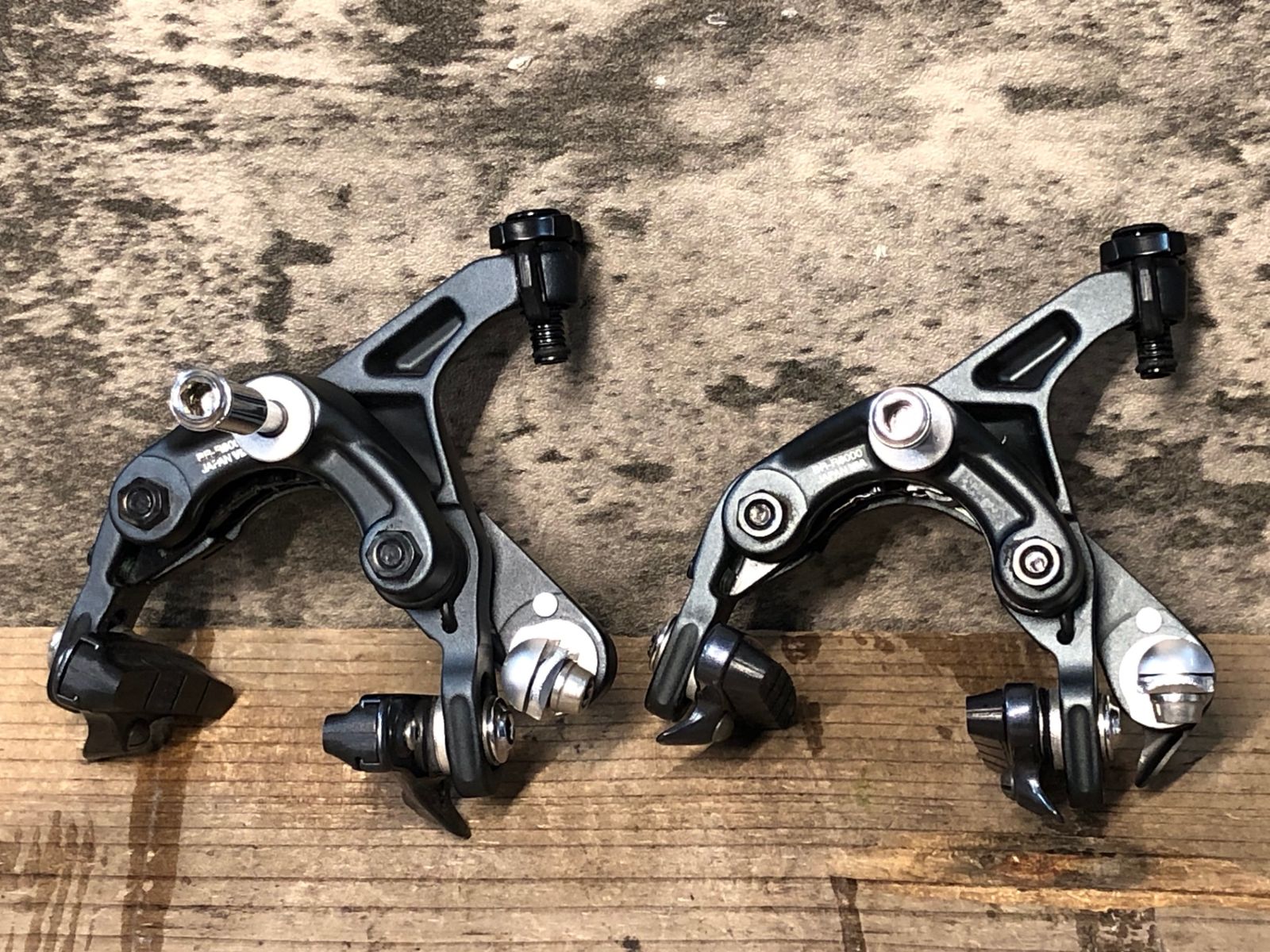 JC557 シマノ SHIMANO アルテグラ ULTEGRA BR-R8000 キャリパー