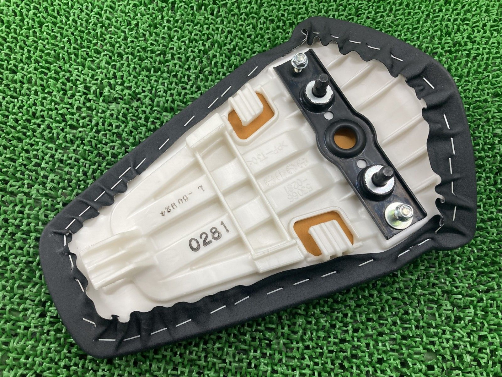 ZX-10R タンデムシート 53066-0281 カワサキ 純正 バイク 部品 ZX1000G