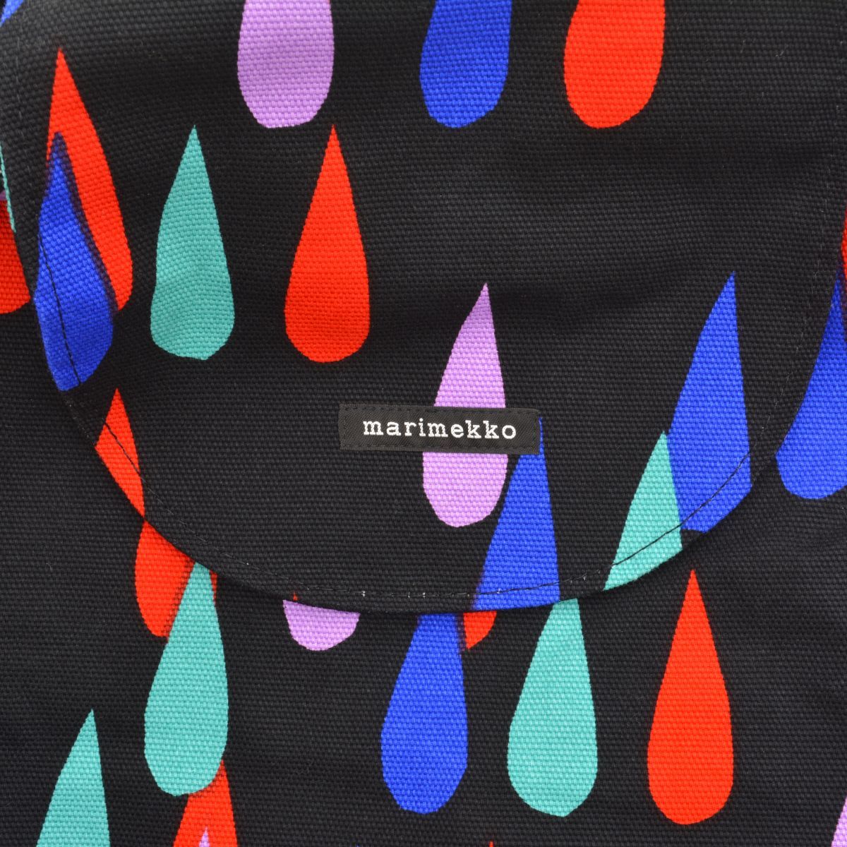 【美品】marimekko マリメッコ　nippu pisaroi リュック MARIMEKKO】NIPPU PISAROI ピサロイ しずく柄 リュックバック