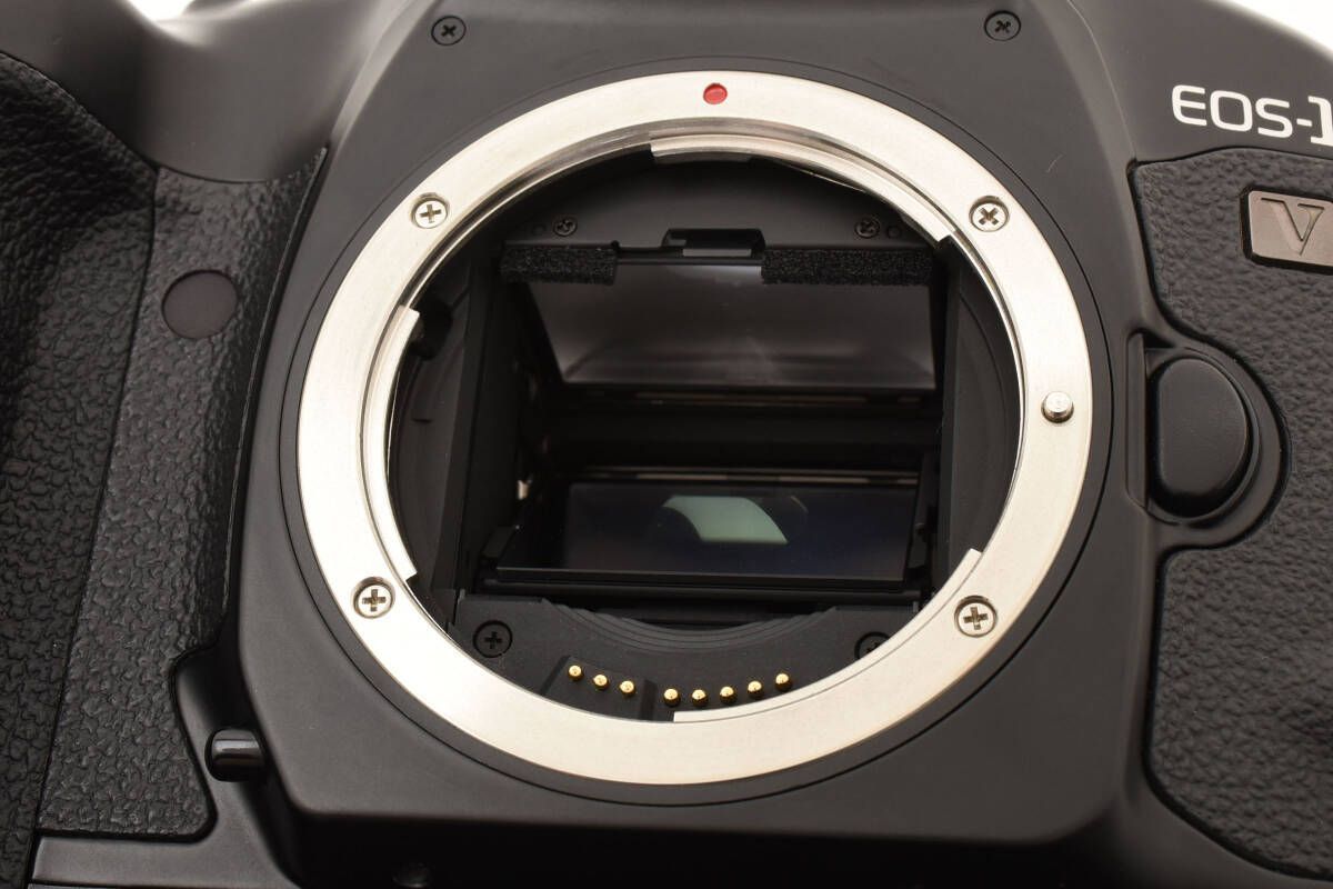 ☆極上美品☆Canon キヤノン EOS-1V ボディ フィルムカメラ