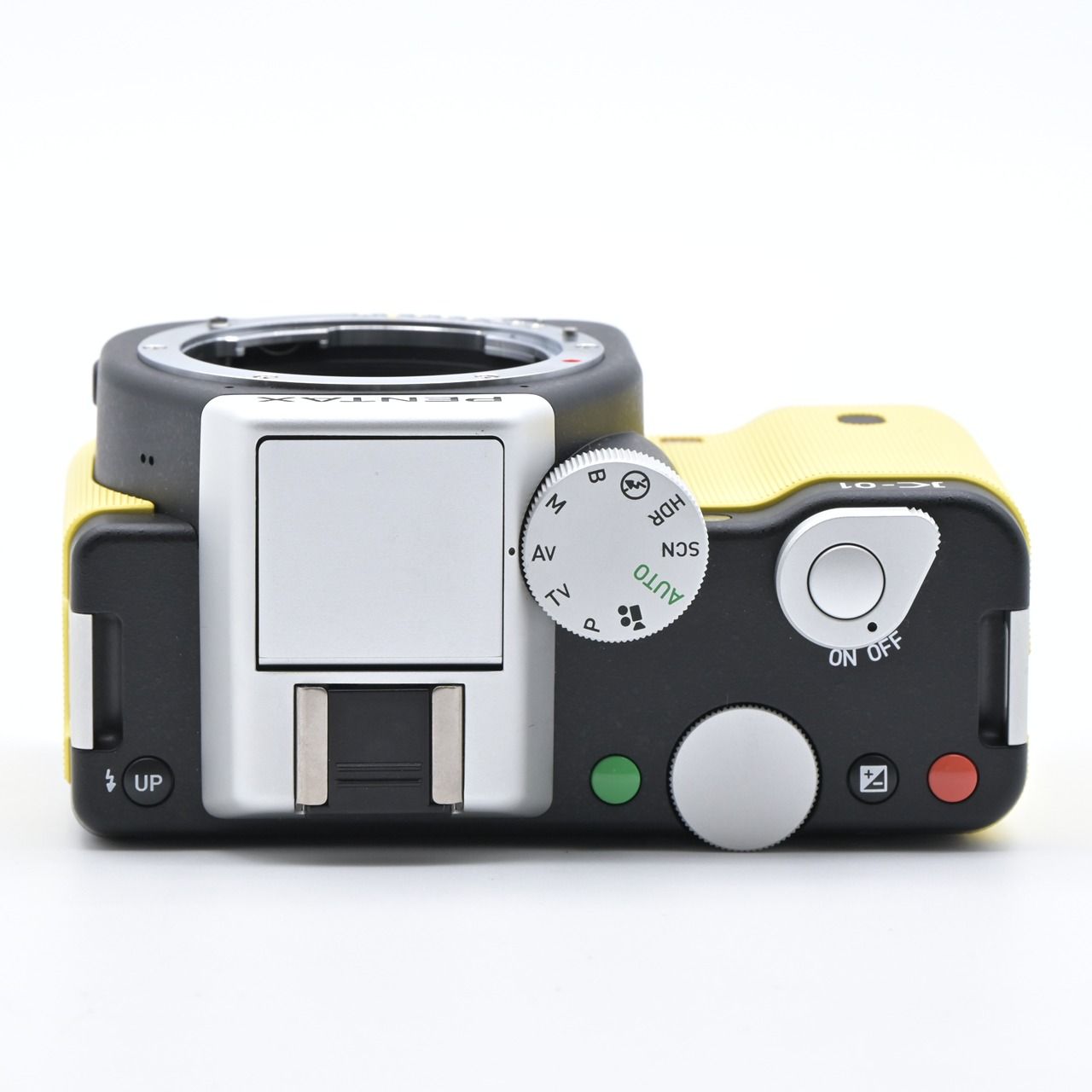 PENTAX - PENTAX K-01 ボディ ブラック イエロー K-01BODY BK/YE Amazon | PENTAX デジタル一眼カメラ K-01 ボディ ブラック