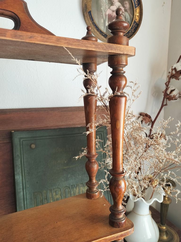 フランス アンティーク 装飾付き ディスプレイ 木製 シェルフ 3段 1900