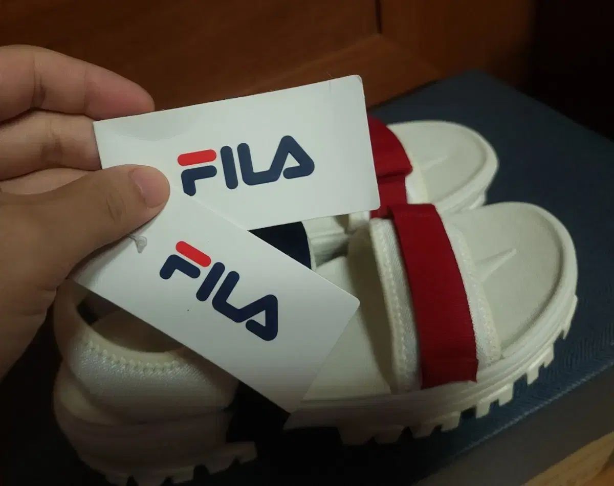 FILA フィラ サンダル 270 スニーカー