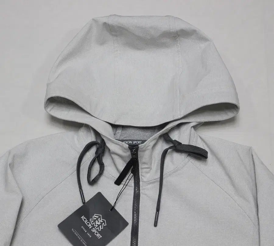 Kolon Sport コーロンスポーツ レディース 85 フード付きジップアップ 薄いです ジャケット| D01