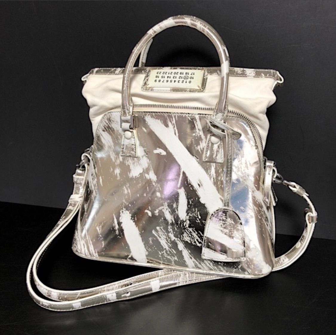 レア品!お洒落さん愛用!早い者勝ち【美品】Maison Margiela レア品!お洒落さん愛用!早い者勝ち【美品】Maison Margiela