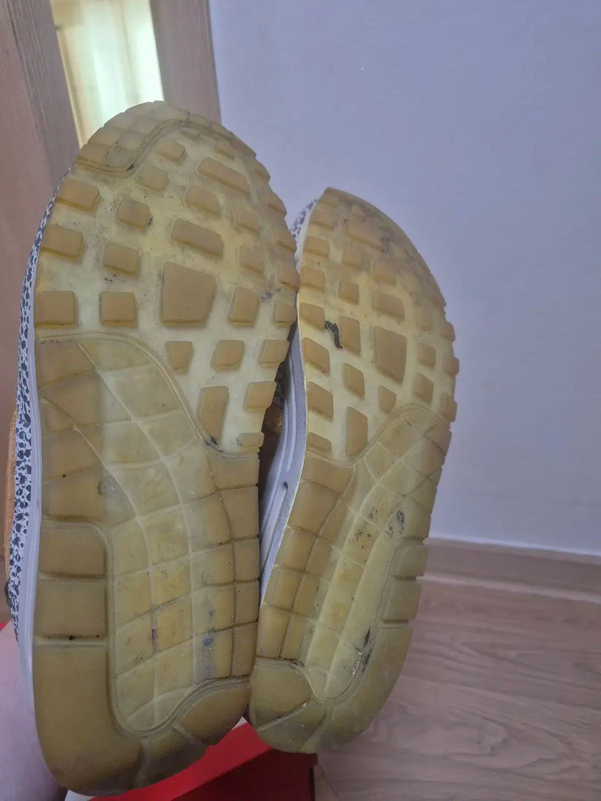 260 NIKE ナイキ atmos アトモス マックス 1 サファリ