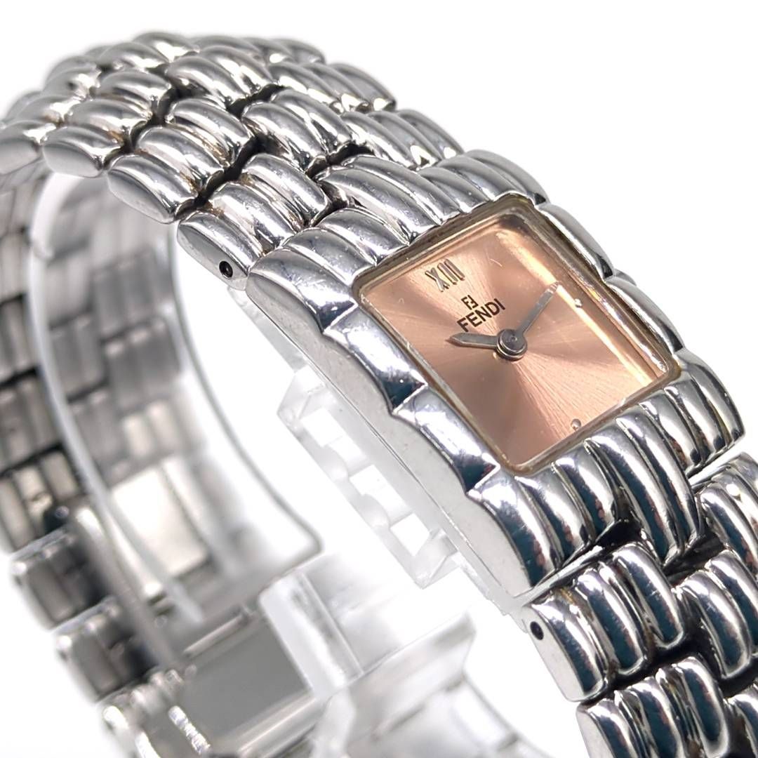 フェンディ レディースウォッチ ブレスレットウォッチ 680L ピンク文字