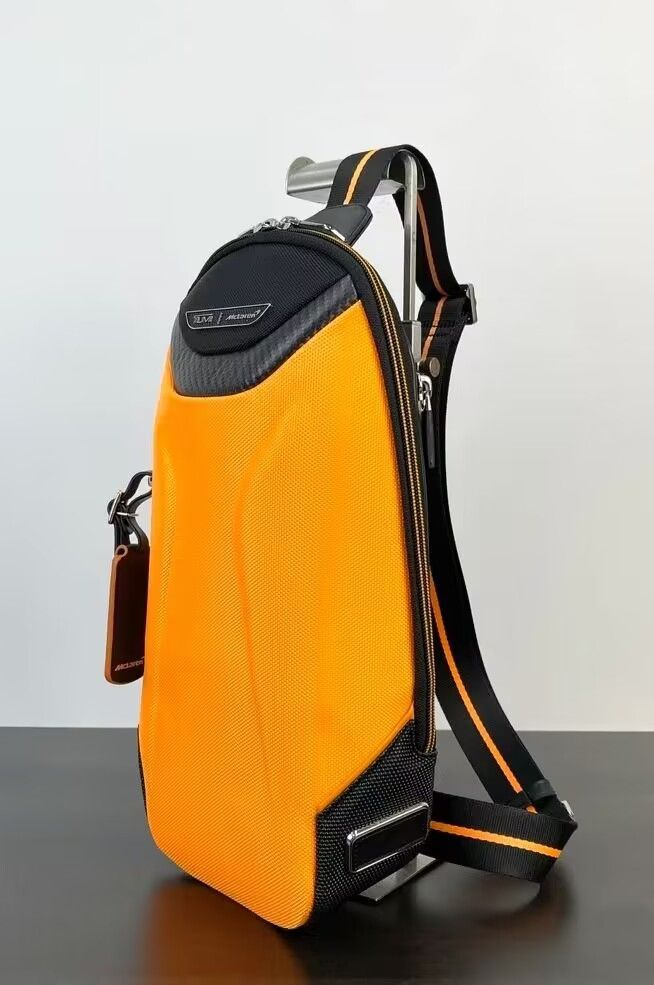 新品未使用 TUMI McLaren 「トルク」スリング ボディバッグ - メルカリ 