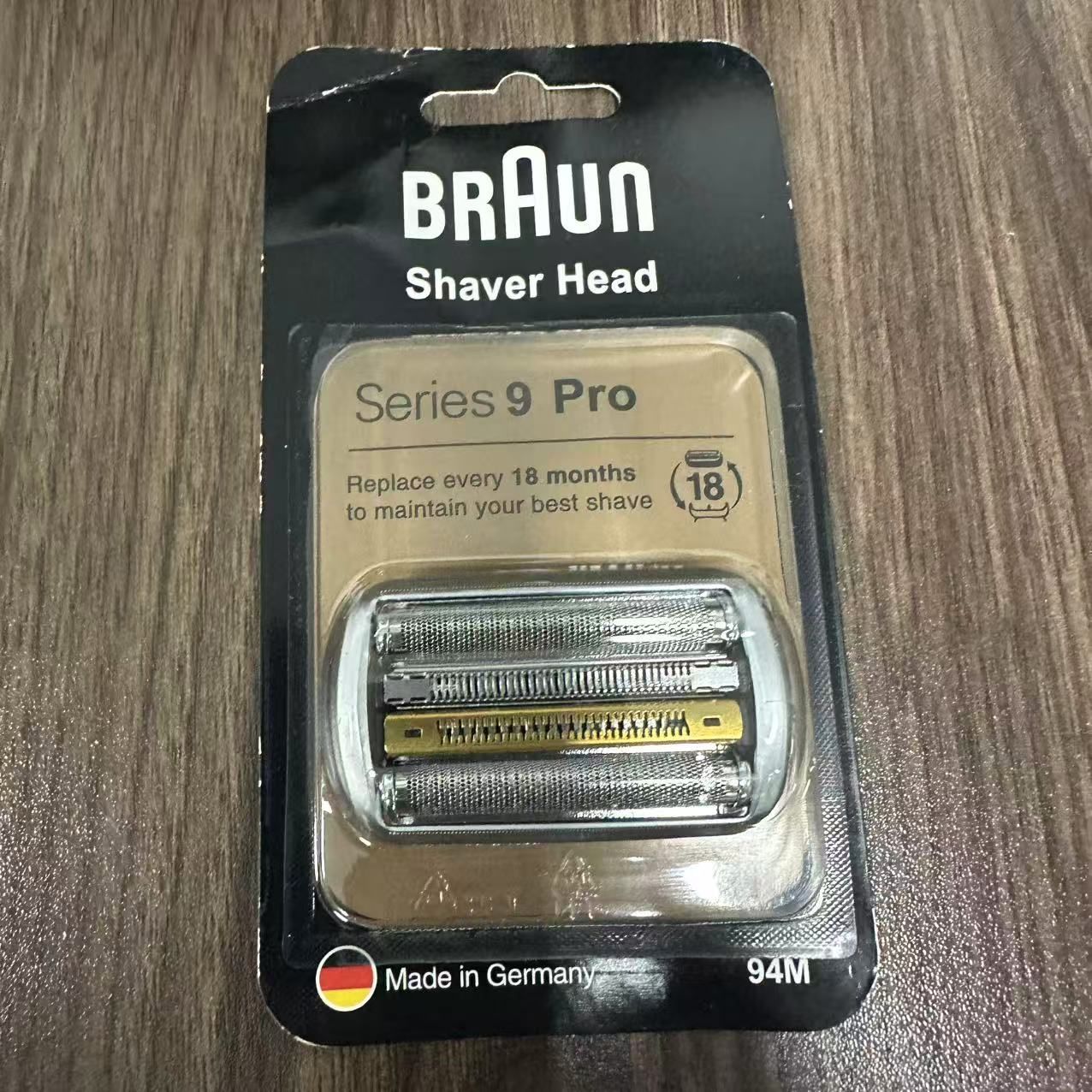 早者勝ち！期間限定！BRAUN ブウランシリーズ94M パッケージ多少擦れ傷あり BRAUN ブウランシリーズ9 Pro 替え刃94M