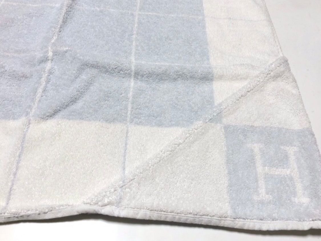 未使用　HERMES エルメス おくるみ バスラップ 箱・ショップカード付 参考価格￥40,700！早い者勝ち！仏製【美品】エルメス バス